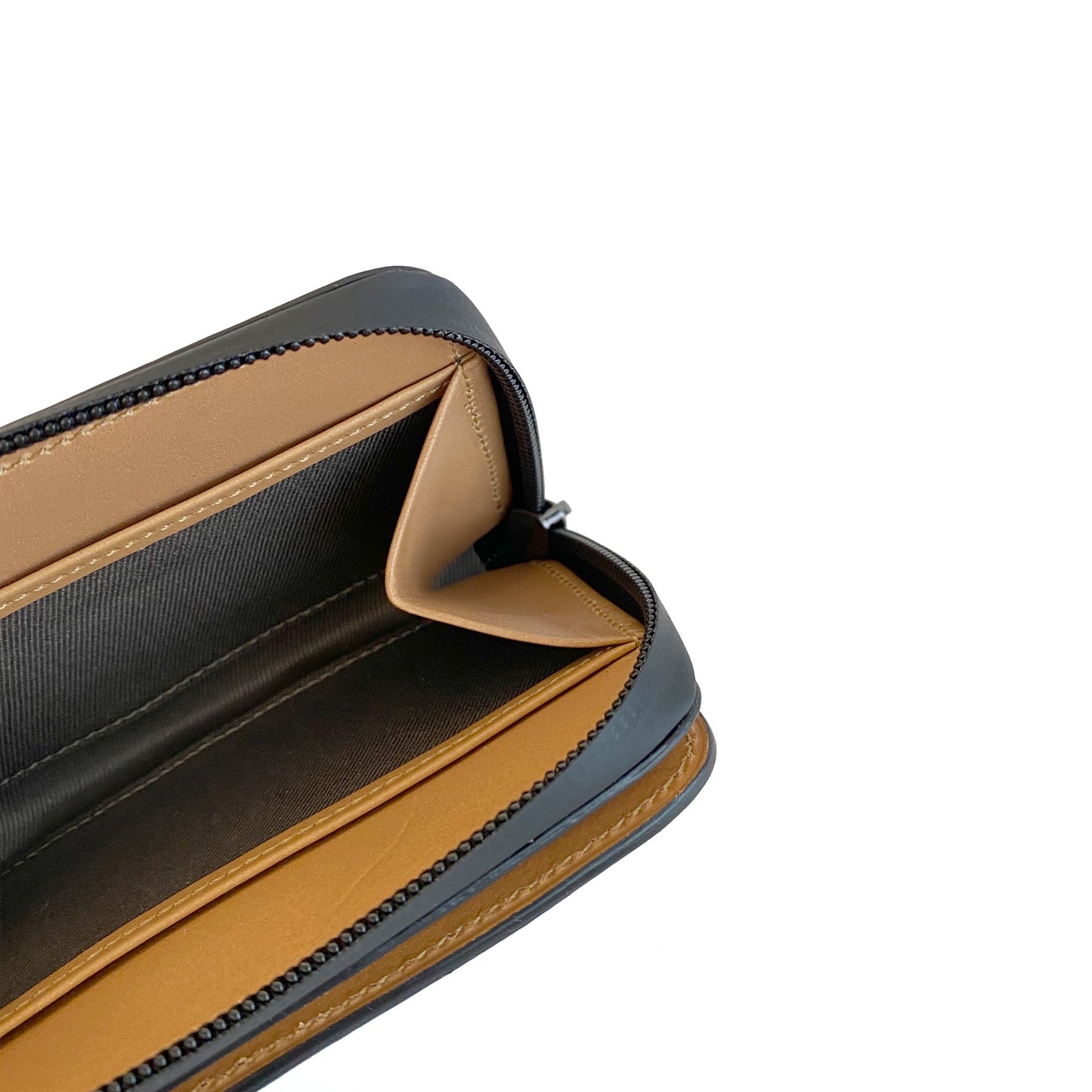 Weekday pouch