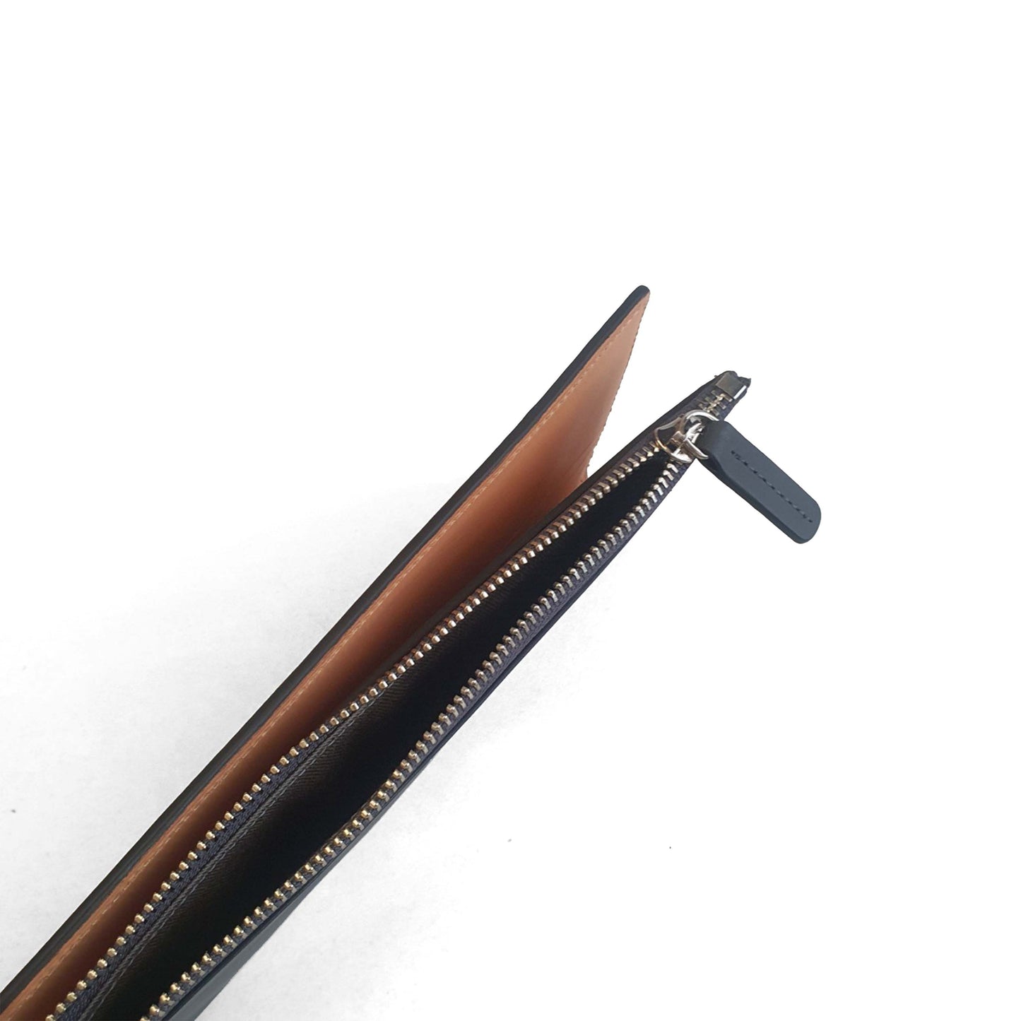 W wallet